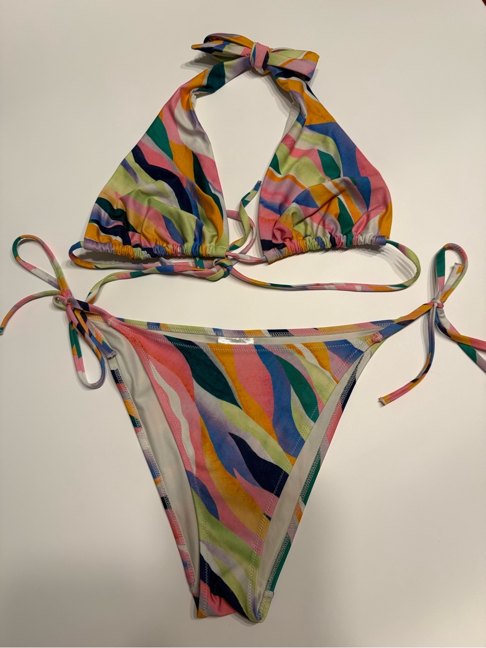 H&M x Kehlani Multicolor Wave Abstract Print String Bikini Set | Size 6 - Picture 2 of 11